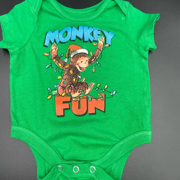 Curious George green 0-3 months Monkey fun Christmas themed one piece - Picture 1 of 3